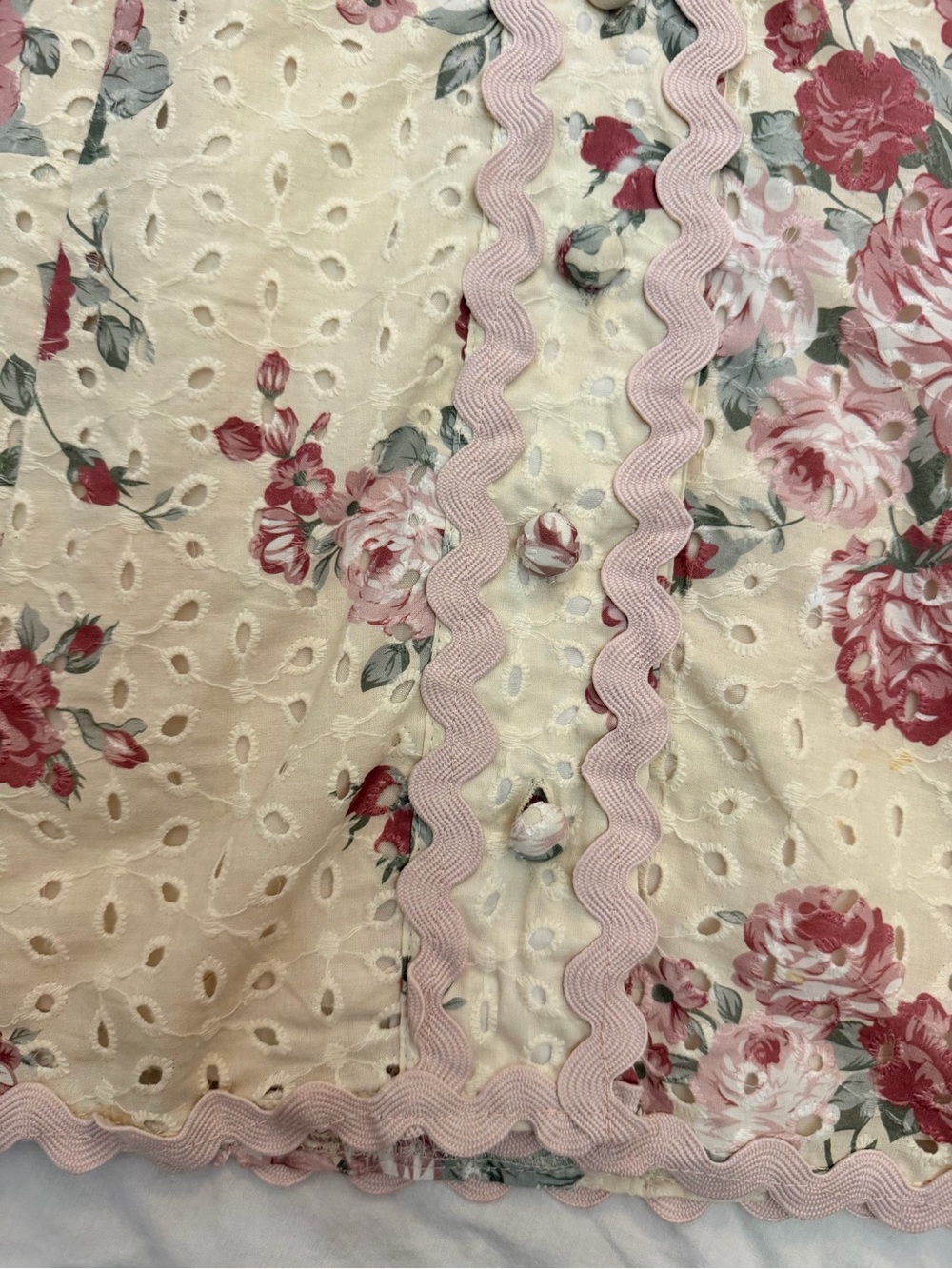 AUREUM Cream Eyelet Mini Dress with Pink Rose Print - Picture 6 of 8
